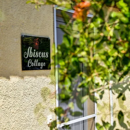 Ibiscus In Paradisi Near The Casa de Férias *