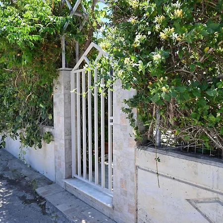 Ibiscus In Paradisi Near The בית נופש