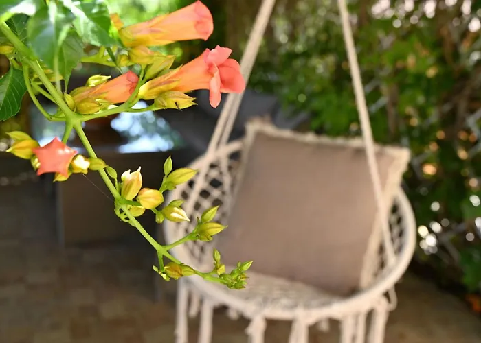 Casa vacanze Ibiscus In Paradisi Near The Paradeísion