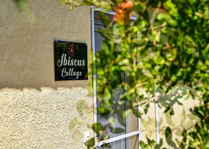 Ibiscus In Paradisi Near The Casa vacanze *