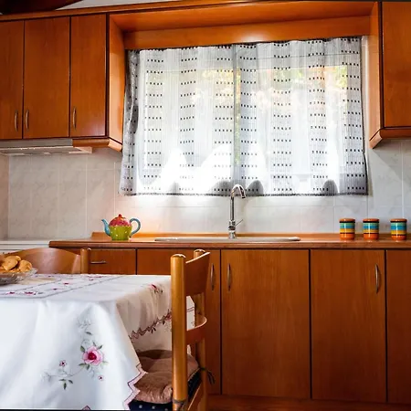 Ibiscus In Paradisi Near The Semesterbostad