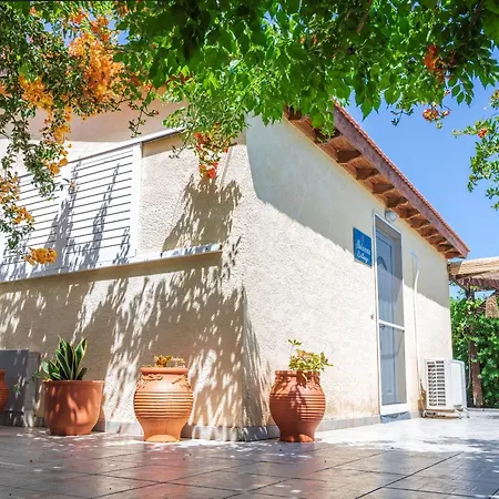 Semesterbostad Ibiscus In Paradisi Near The *