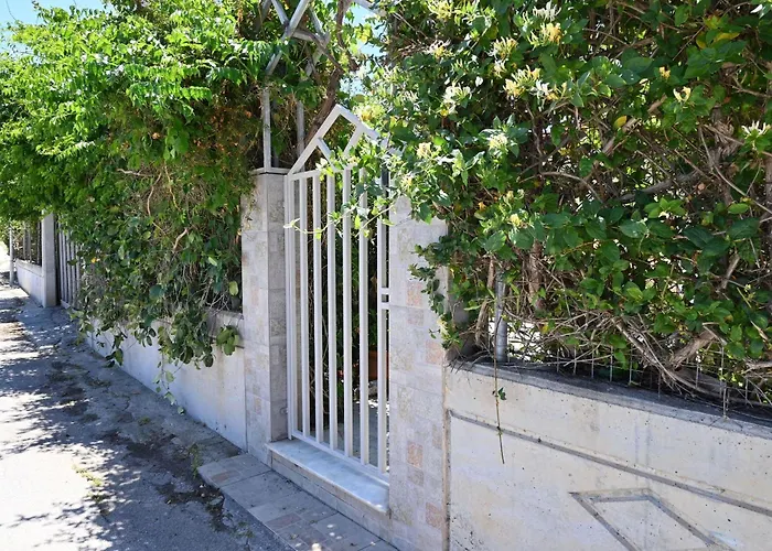 Ibiscus In Paradisi Near The Casa vacanze